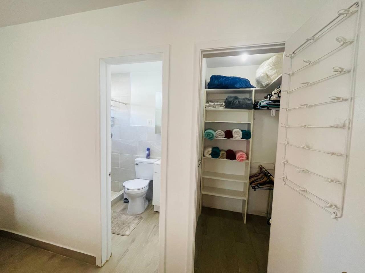 Cozy In Charming Dania * Dania Beach